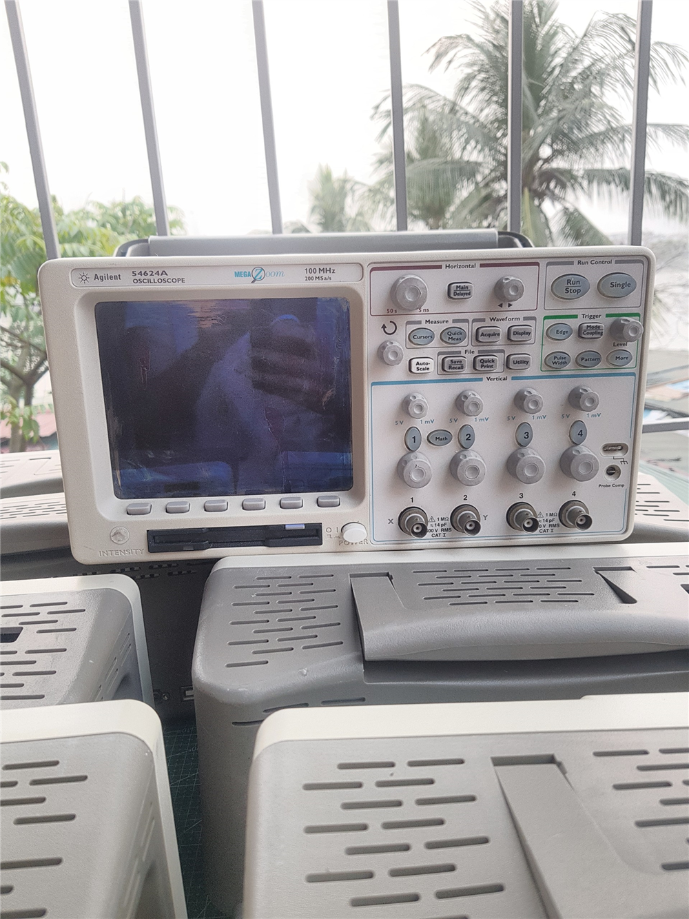 Máy hiện sóng 4 kênh Agilent 54624A 100Mhz 200MSa/s đã qua sử dụng